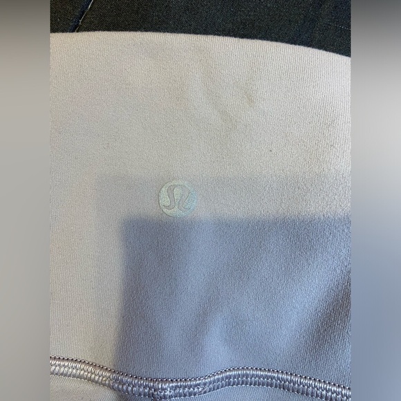 Lululemon legging - Picture 7 of 8